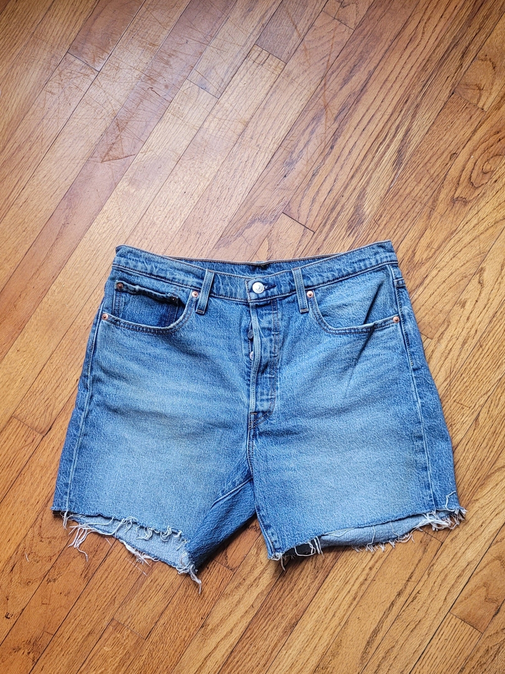Levi's 501 Mid-Thigh High Rise Cutoff Denim Shorts EUC